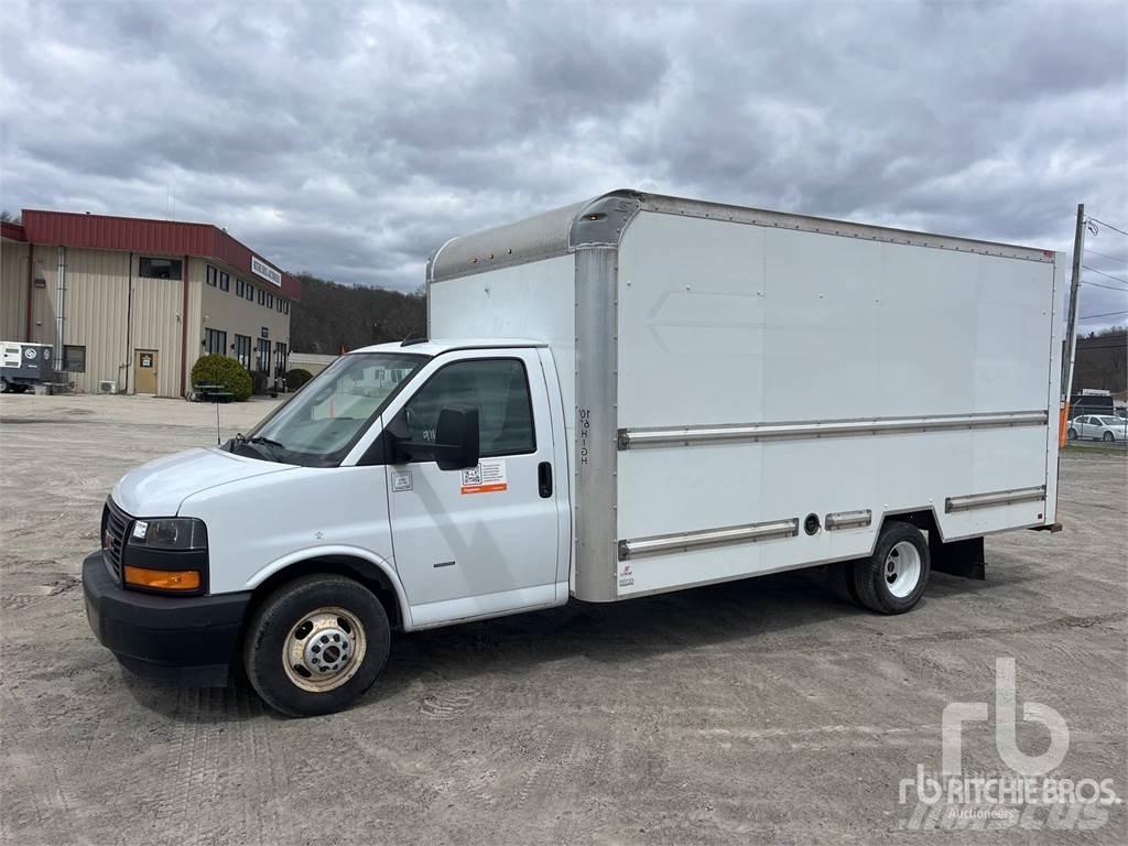 GMC G3500 Carrinhas de caixa fechada