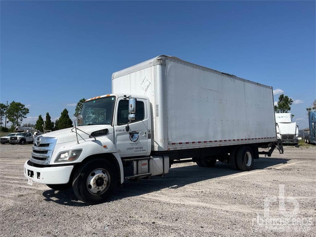 Hino 268 Carrinhas de caixa fechada