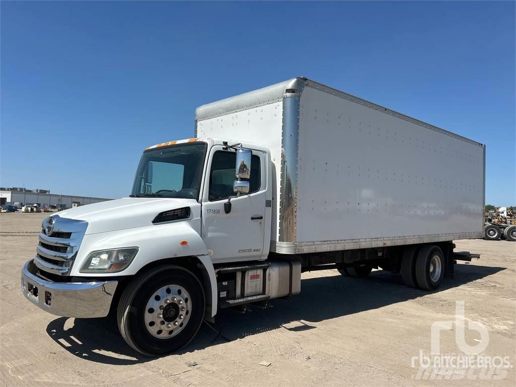 Hino 268 Carrinhas de caixa fechada