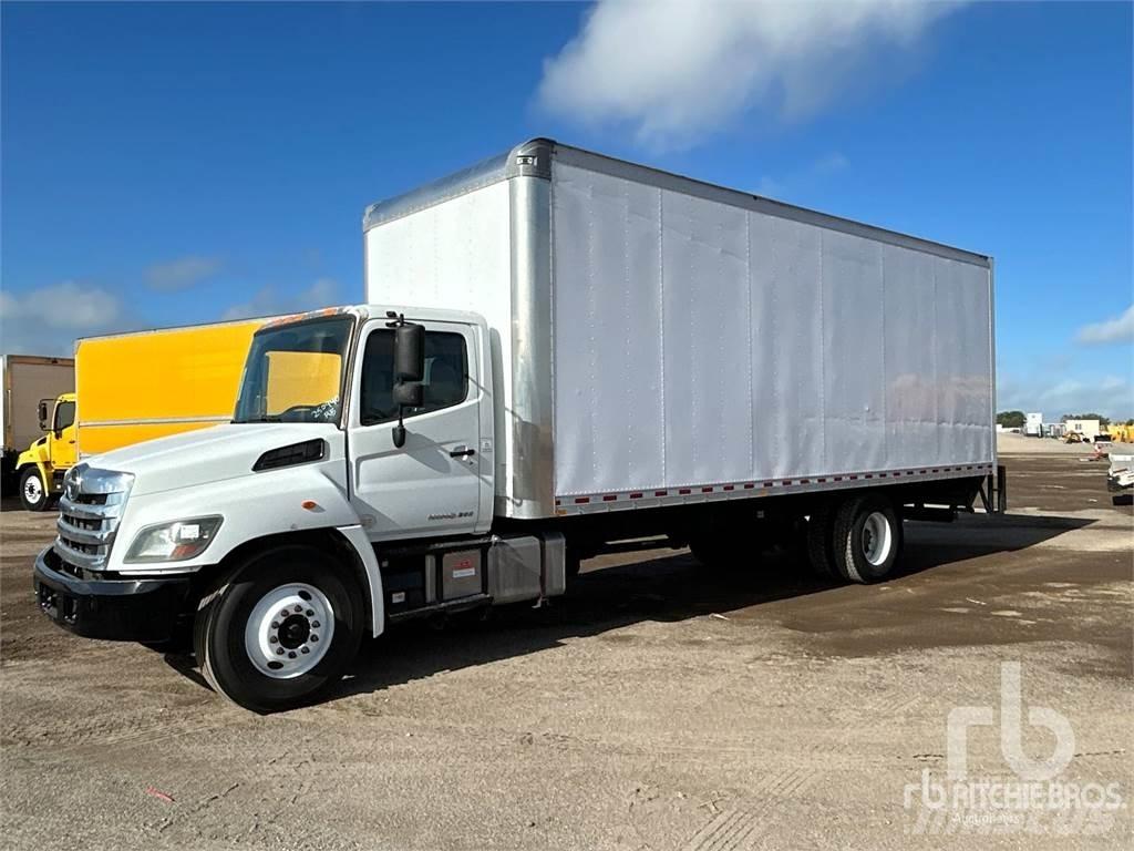 Hino 268 Carrinhas de caixa fechada