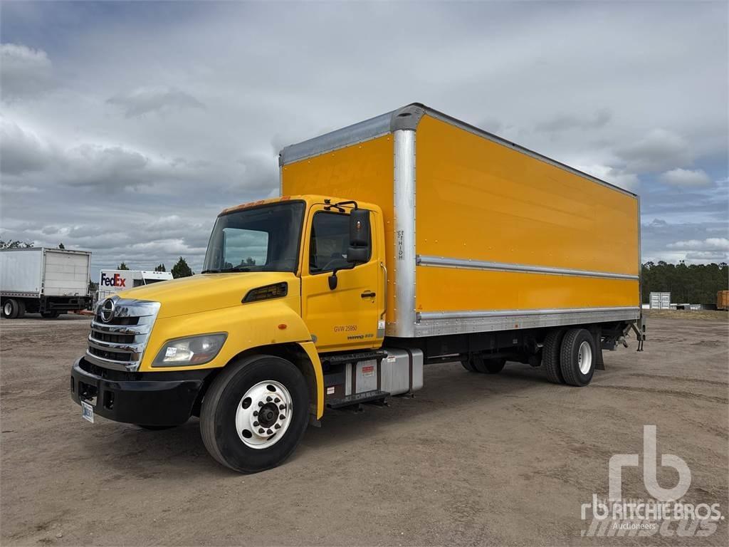 Hino 268 Carrinhas de caixa fechada