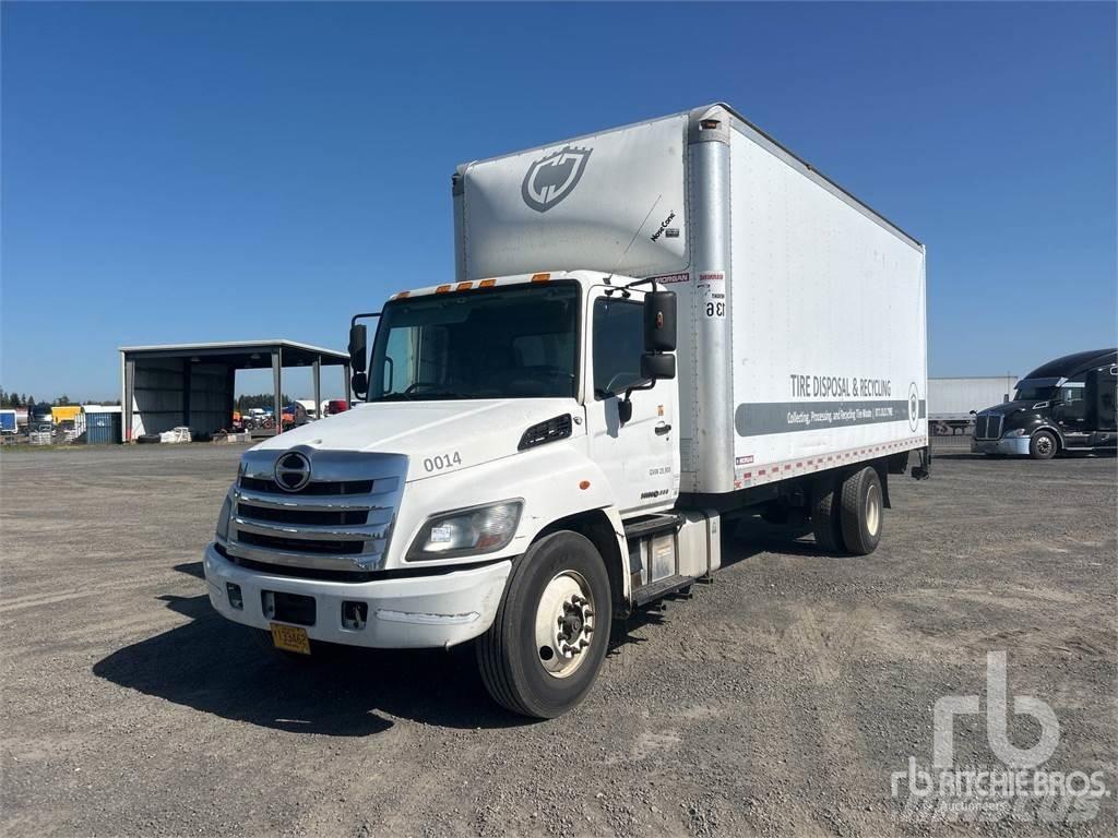Hino 268 Carrinhas de caixa fechada