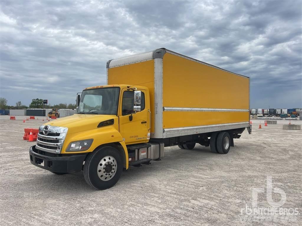 Hino 268 Carrinhas de caixa fechada