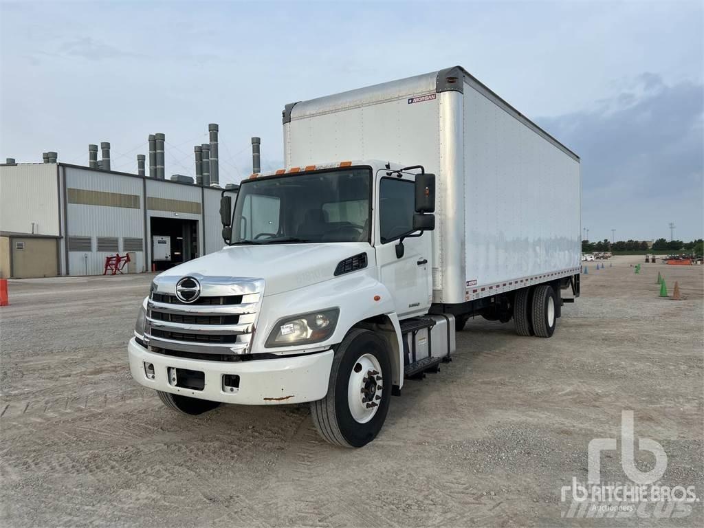 Hino 268 Carrinhas de caixa fechada
