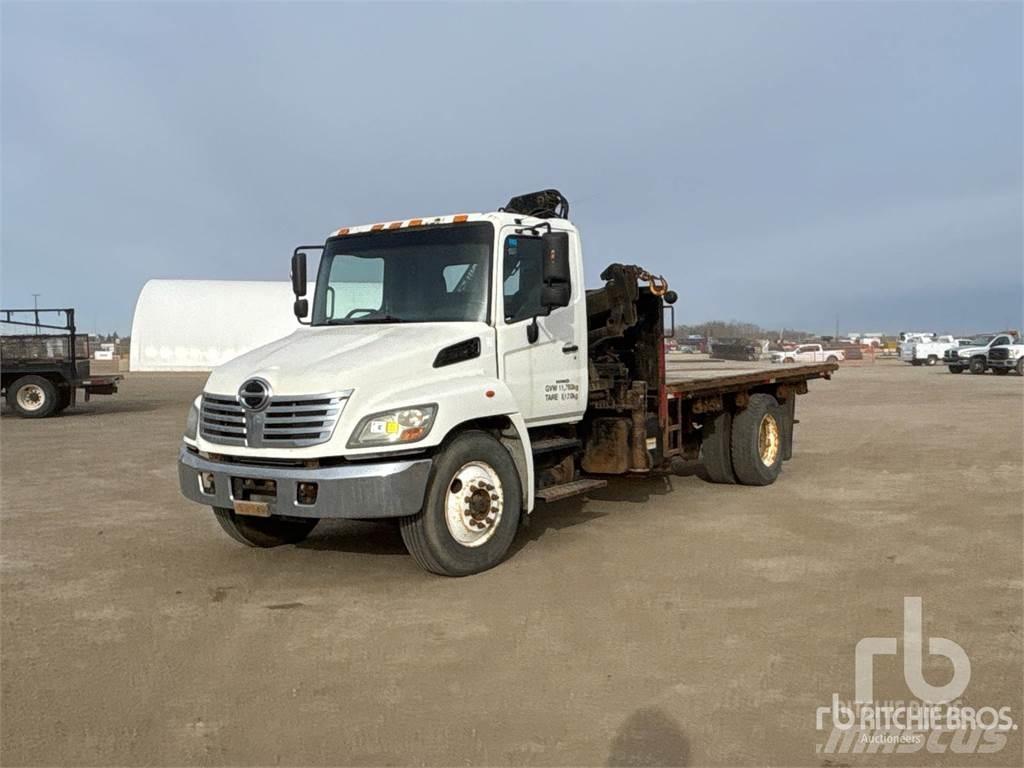 Hino 338 Camiões grua