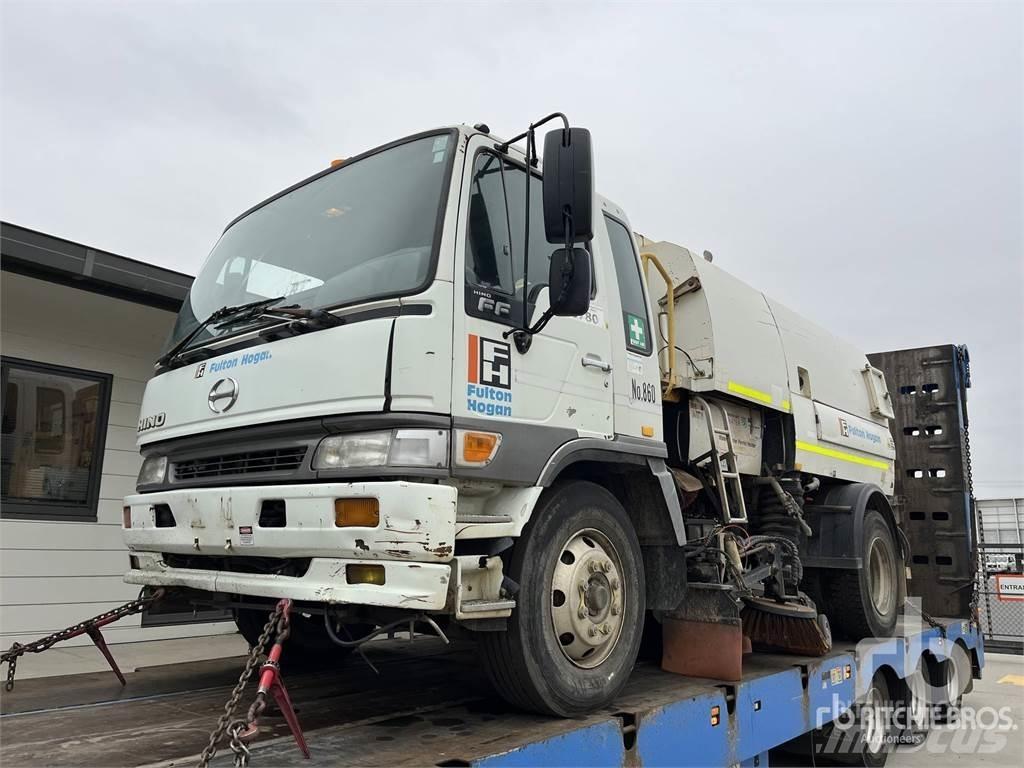 Hino FF1J Camiões varredores