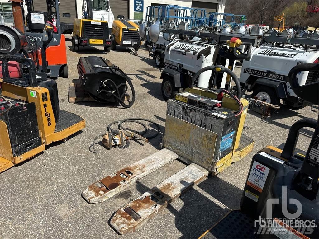 Hyster B60 Racks para paletes