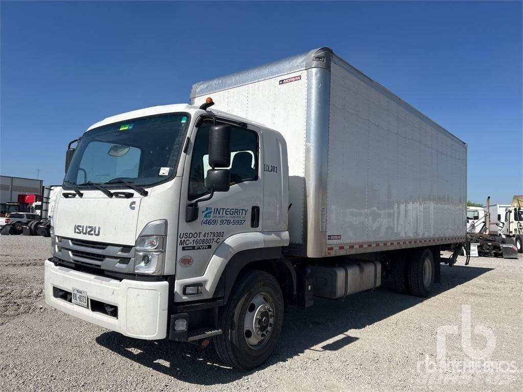 Isuzu FTR Carrinhas de caixa fechada