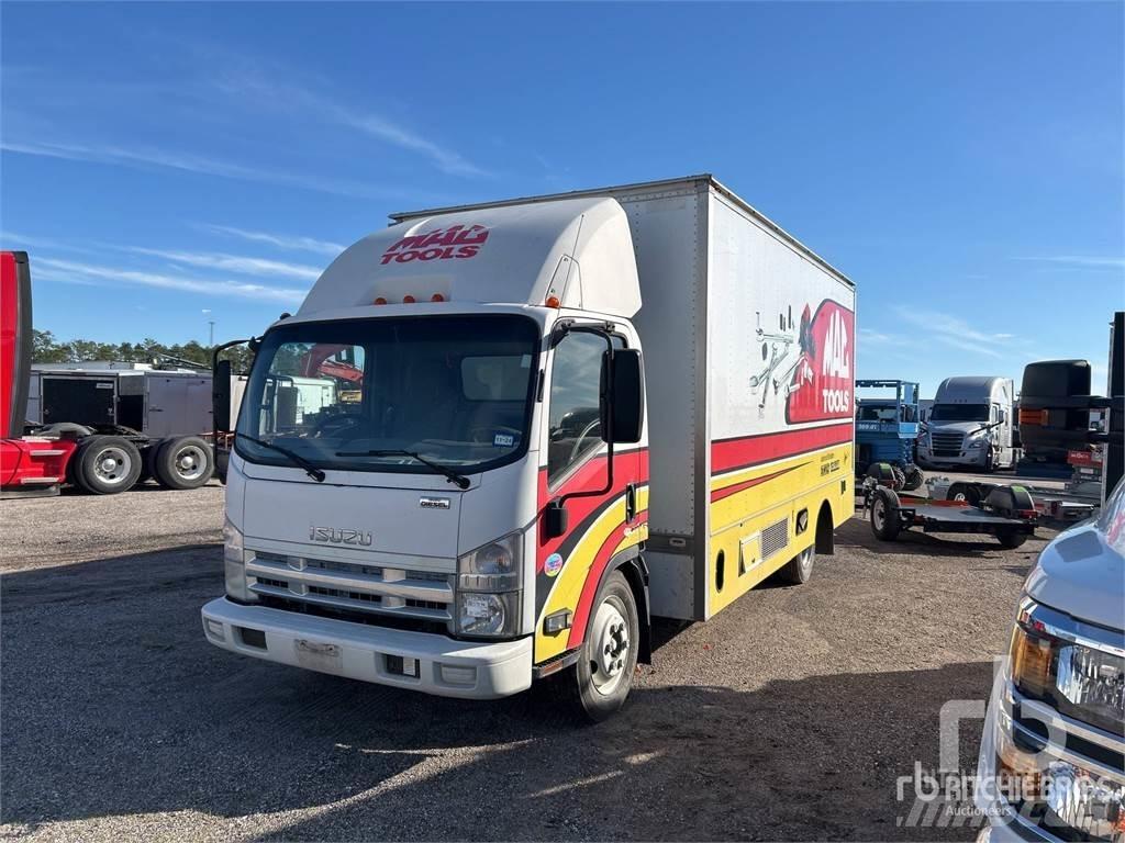 Isuzu NQR Carrinhas de caixa fechada