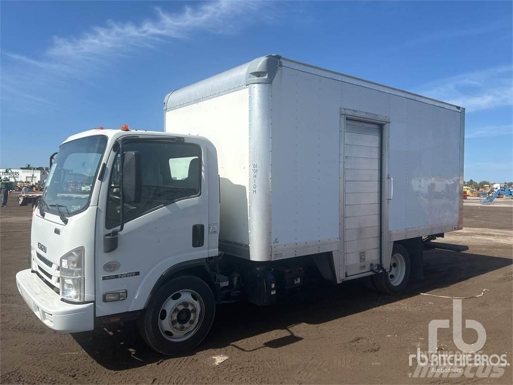 Isuzu NRR Carrinhas de caixa fechada