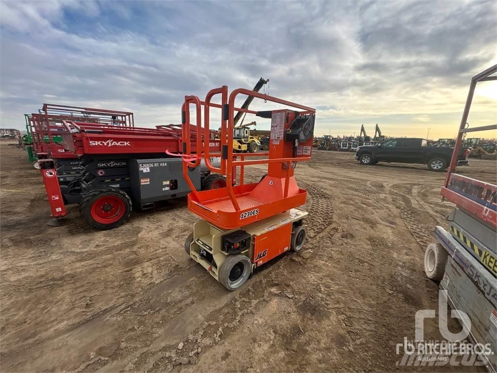 JLG 1230ES Elevadores braços articulados