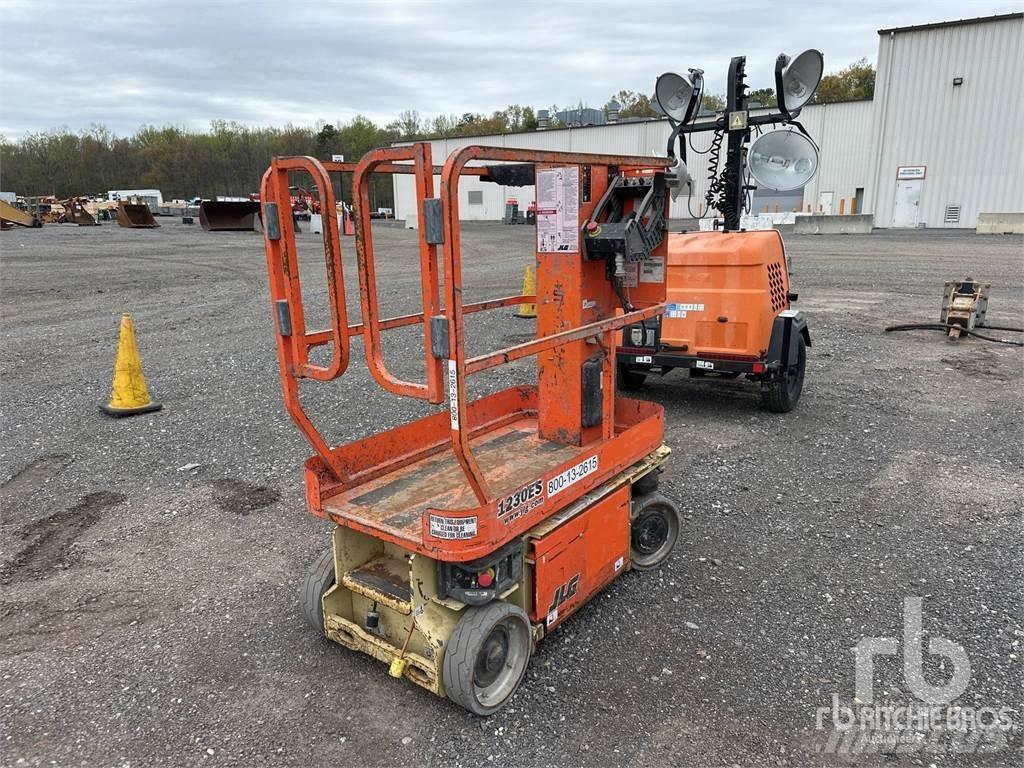 JLG 1230ES Elevadores braços articulados