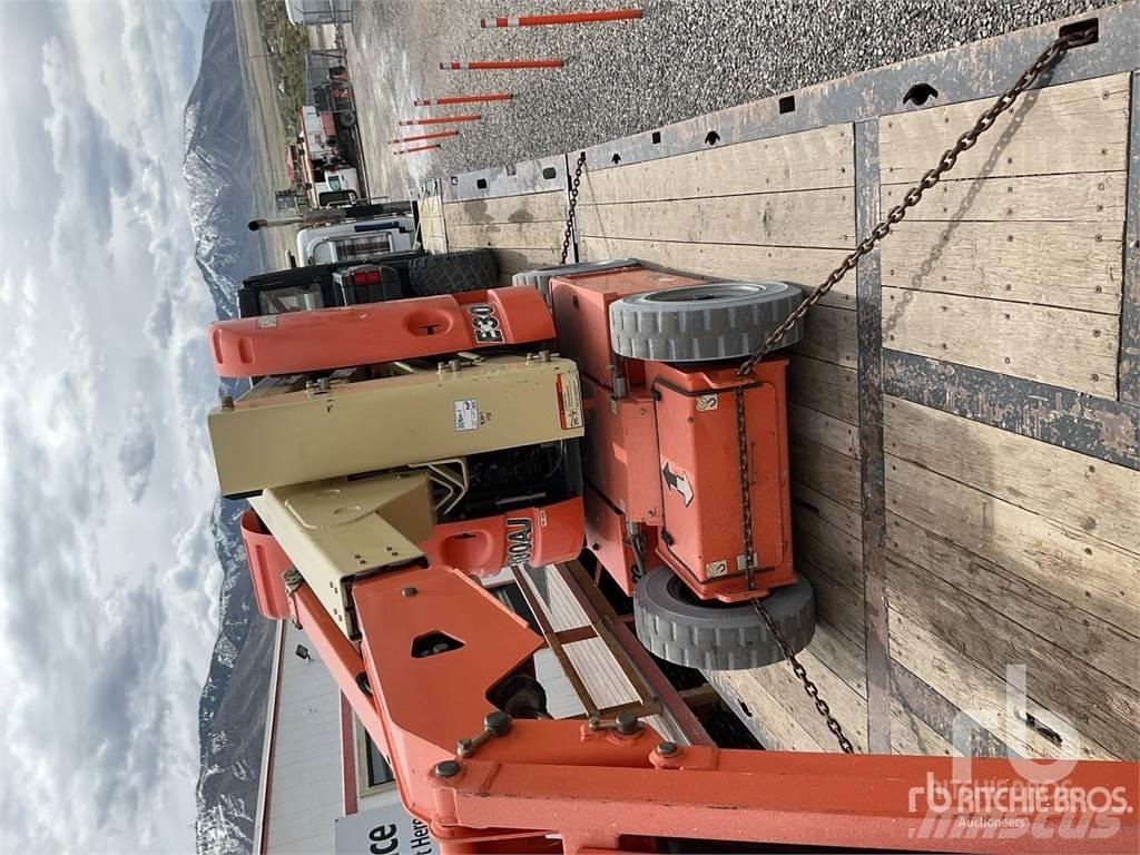 JLG E300AJ Elevadores braços articulados