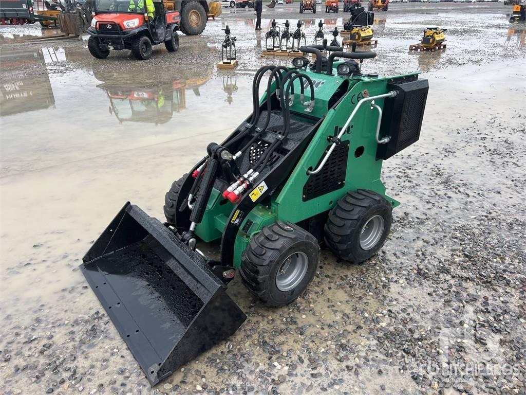 JPC HT320 Minicarregadeiras