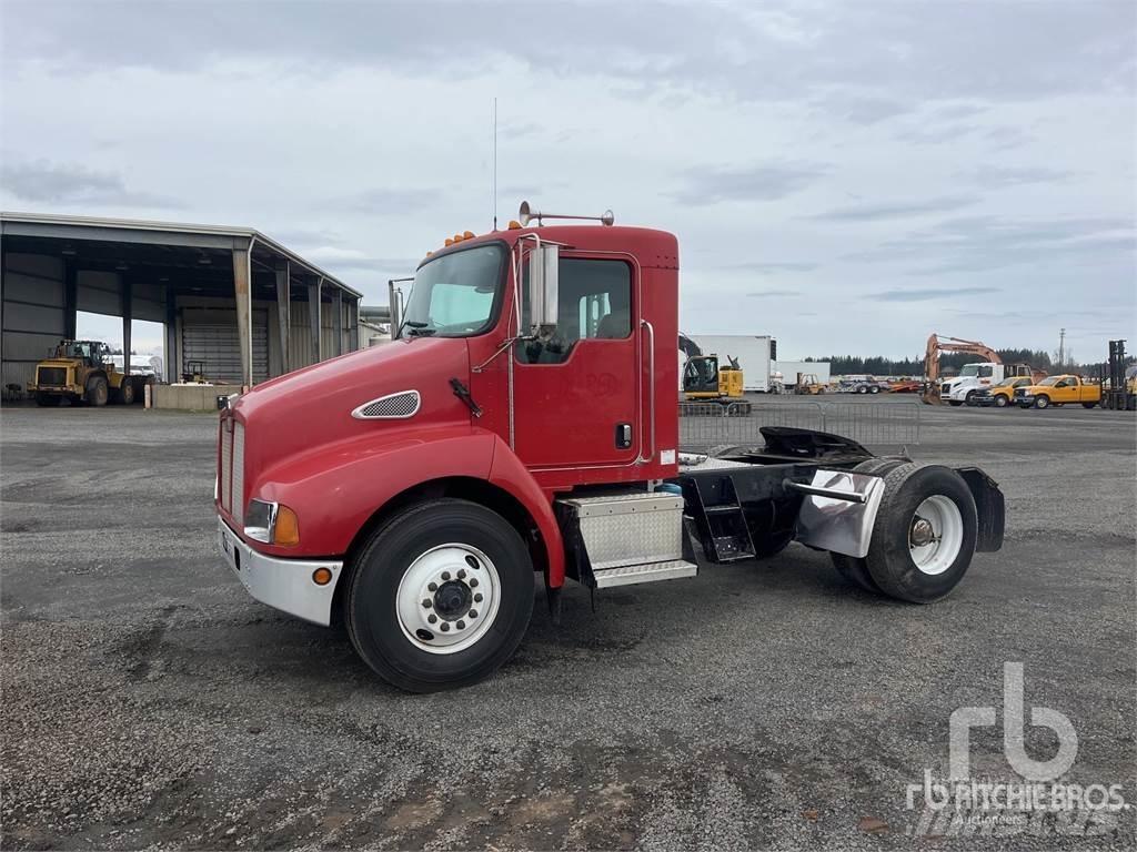 Kenworth T300 Cavalos Mecânicos