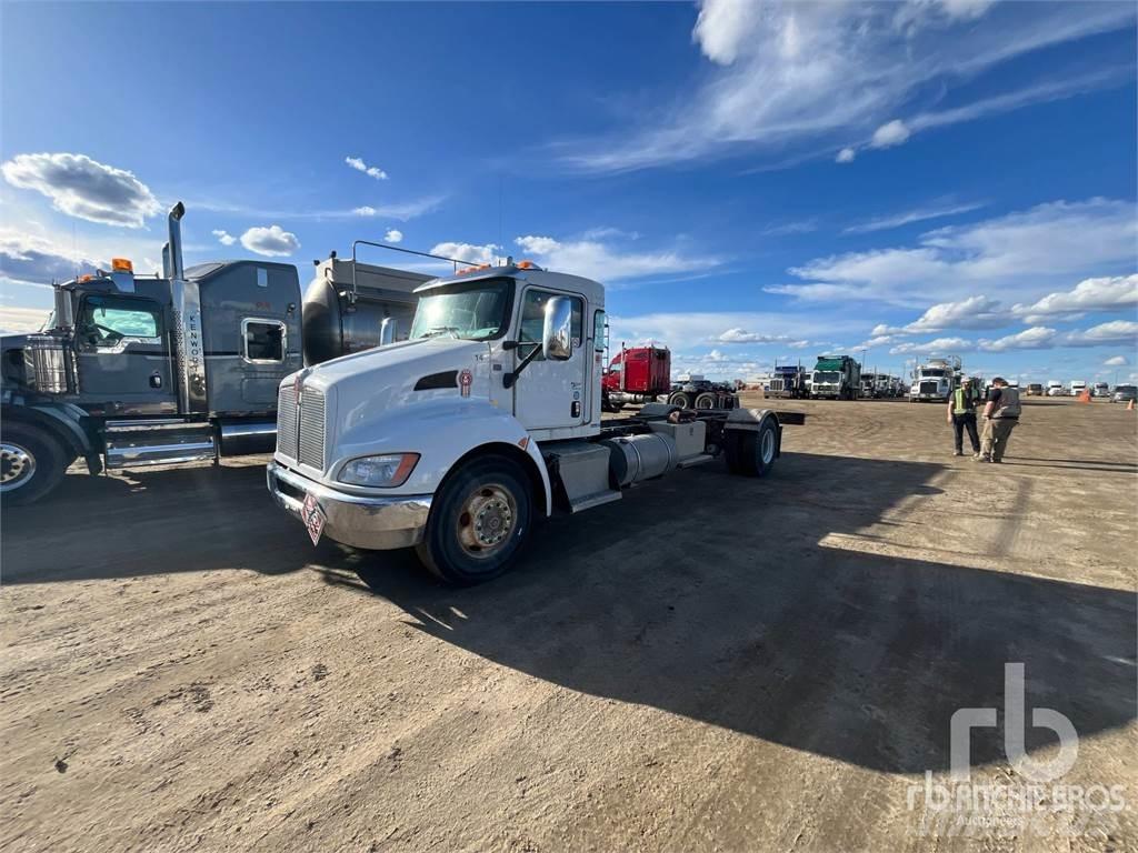 Kenworth T370 Camiões de chassis e cabine