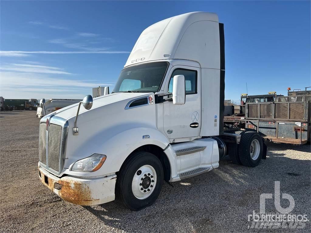 Kenworth T680 Cavalos Mecânicos