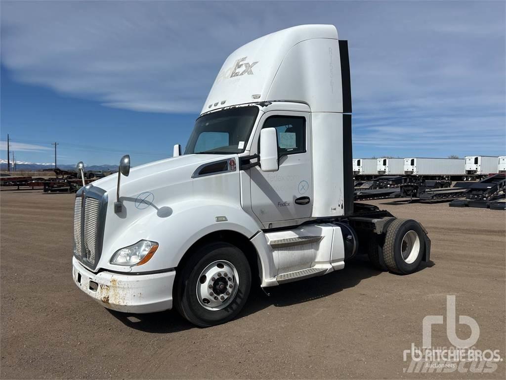 Kenworth T680 Cavalos Mecânicos