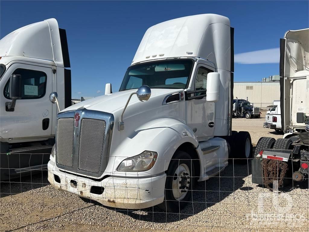 Kenworth T680 Cavalos Mecânicos