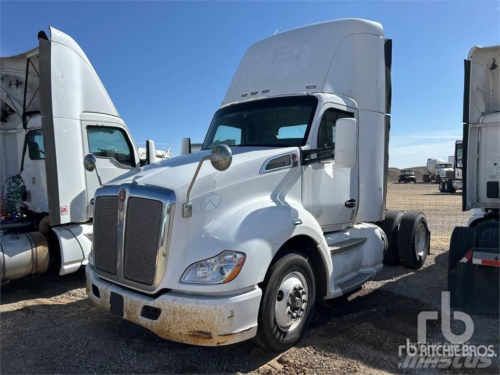 Kenworth T680 Cavalos Mecânicos