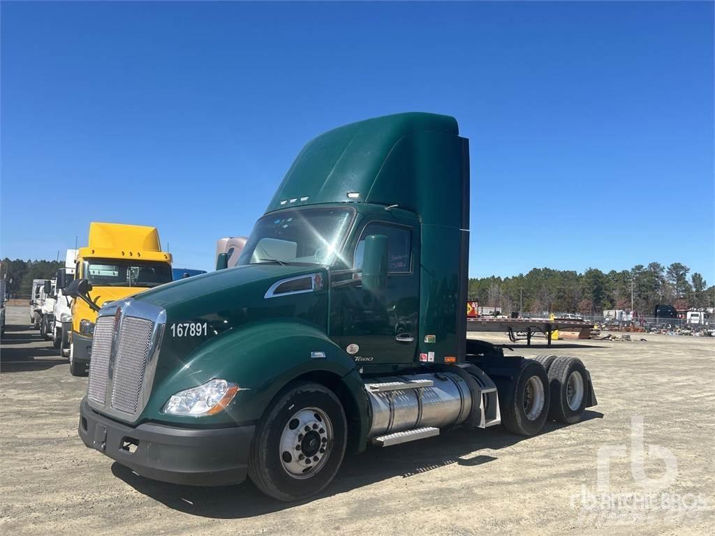 Kenworth T680 Cavalos Mecânicos