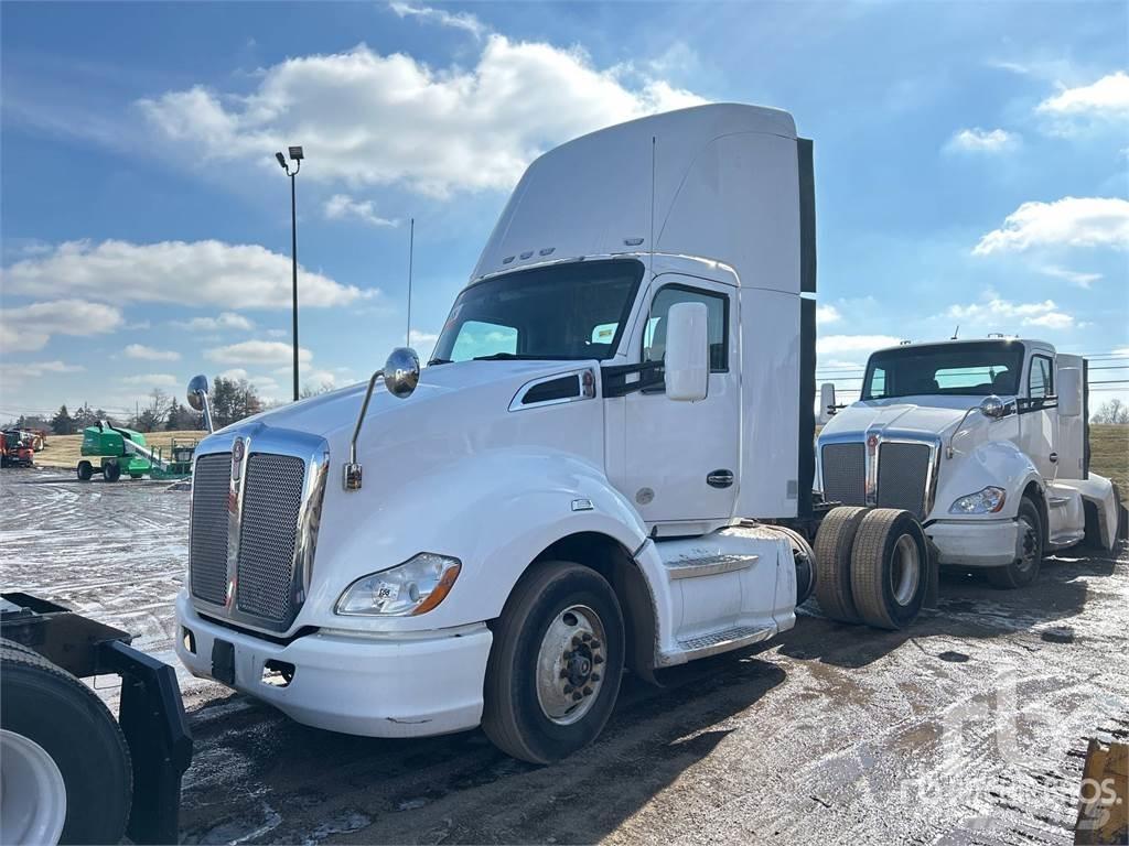 Kenworth T680 Cavalos Mecânicos