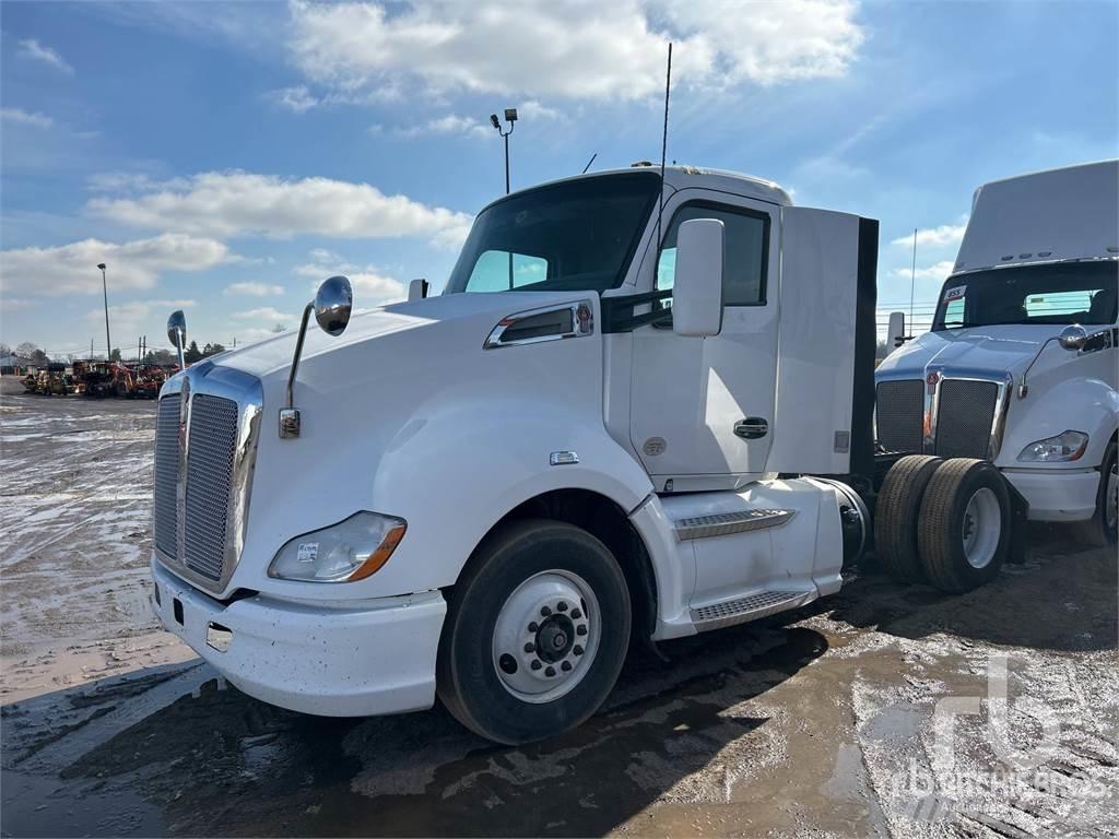 Kenworth T680 Cavalos Mecânicos