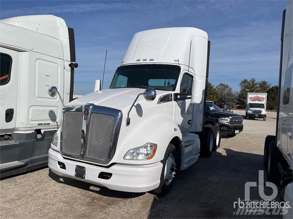 Kenworth T680 Cavalos Mecânicos