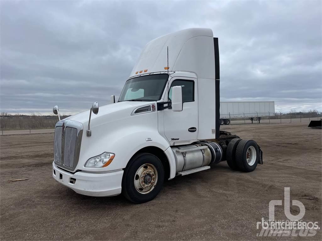 Kenworth T680 Cavalos Mecânicos