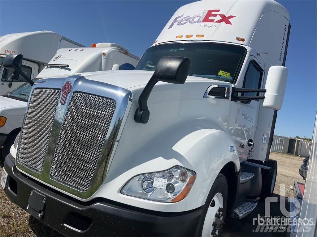 Kenworth T680 Cavalos Mecânicos