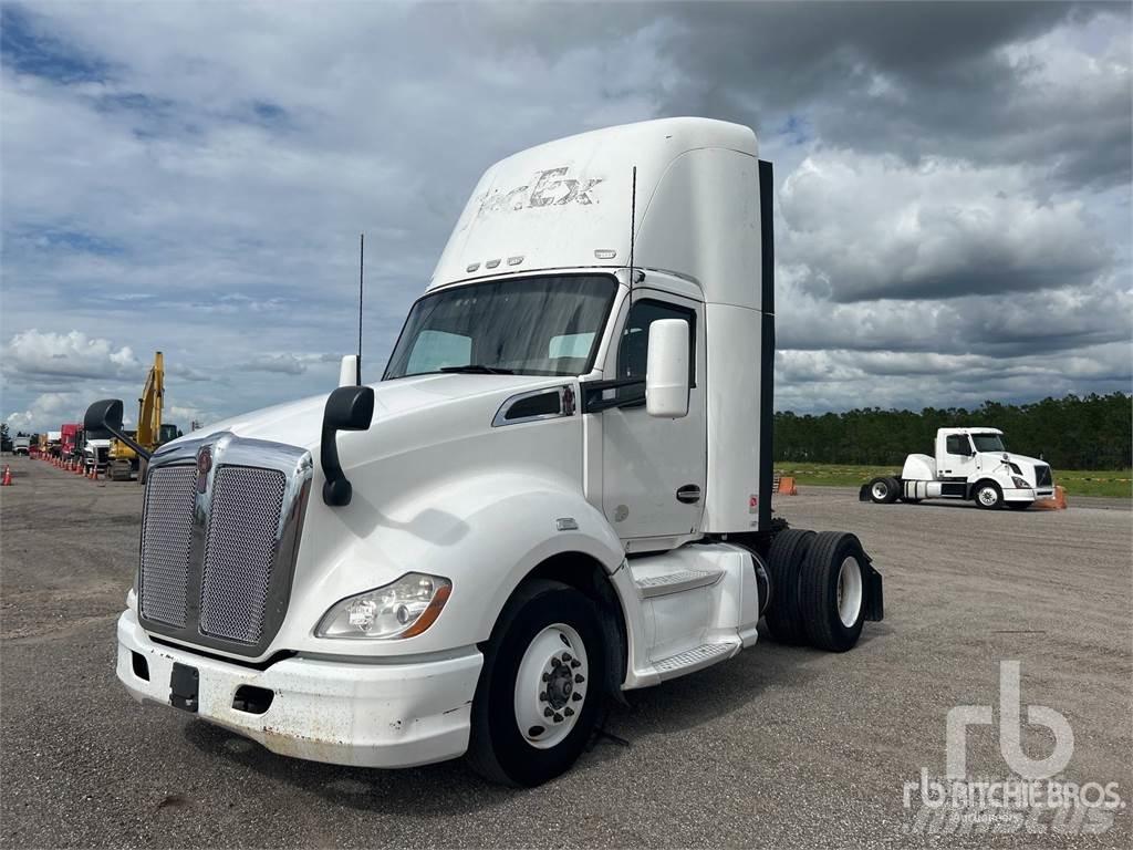 Kenworth T680 Cavalos Mecânicos