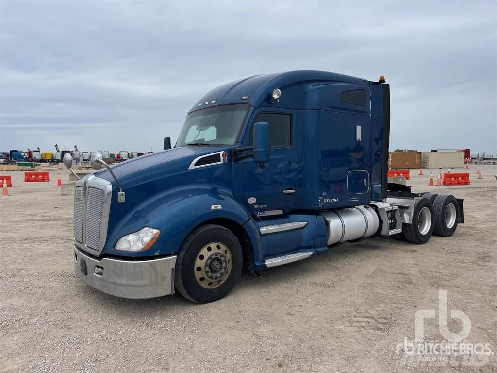 Kenworth T680 Cavalos Mecânicos