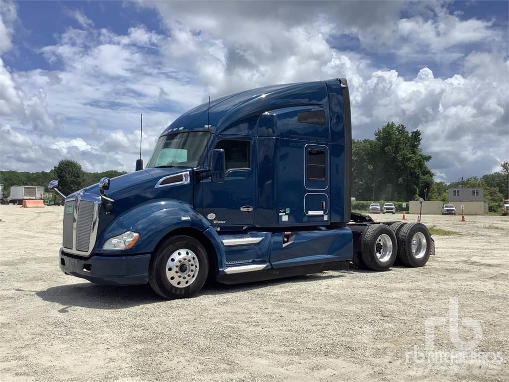 Kenworth T680 Cavalos Mecânicos
