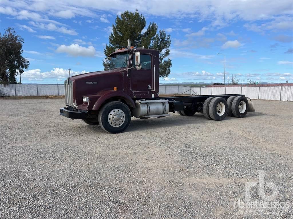 Kenworth T800 Camiões de chassis e cabine