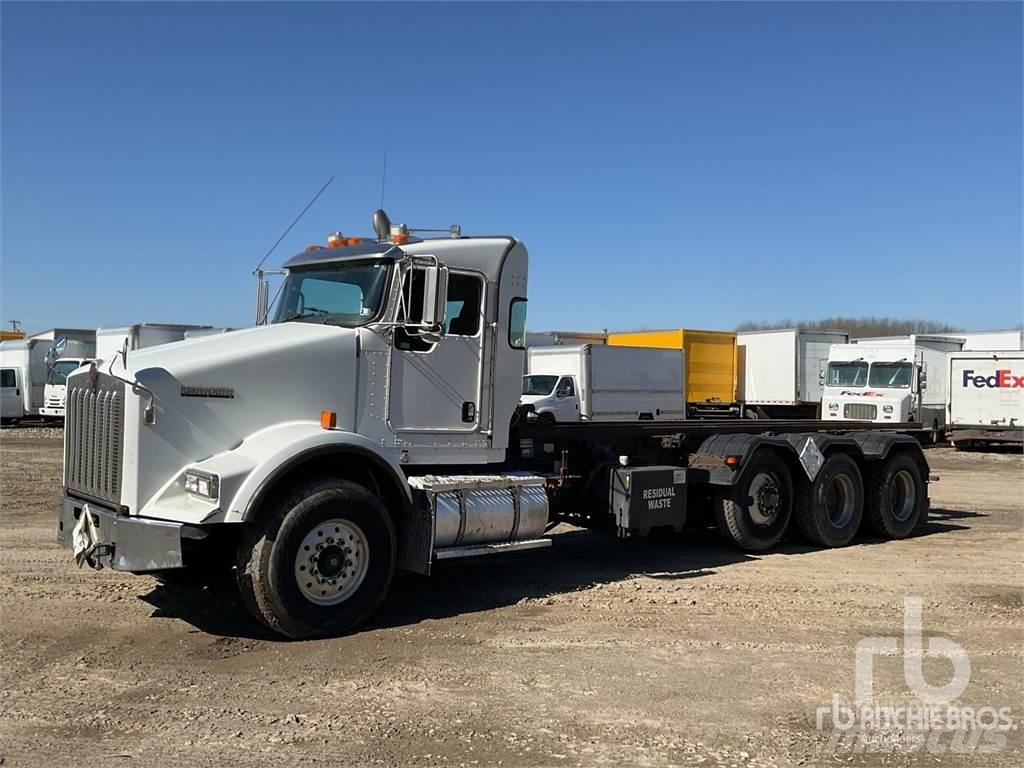 Kenworth T800 Camiões caixa desmontável com elevador de cabo