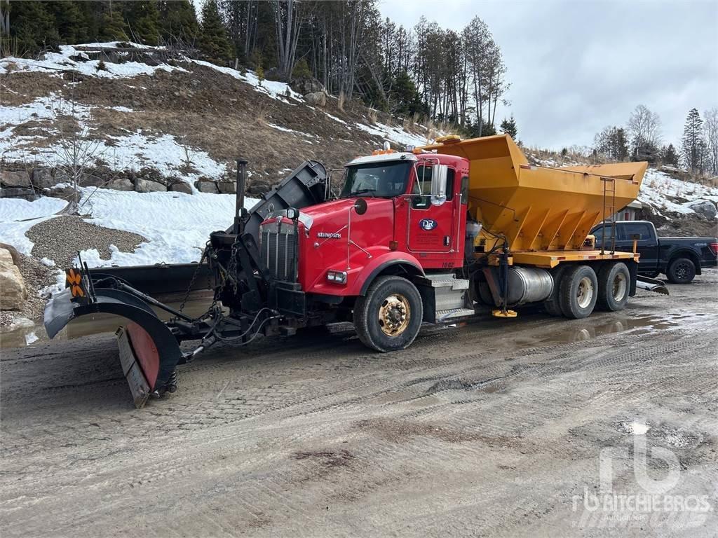 Kenworth T800 Lâminas de neve e arados