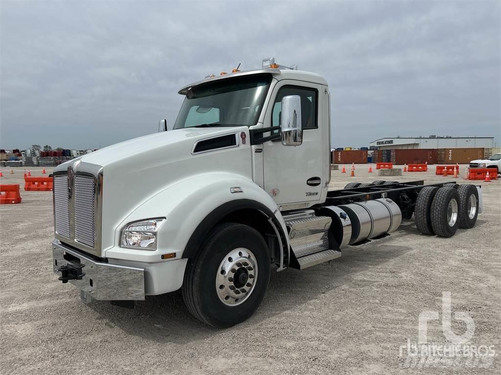 Kenworth T880 Camiões de chassis e cabine