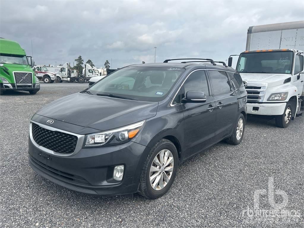 Kia SEDONA Carrinhas de caixa fechada