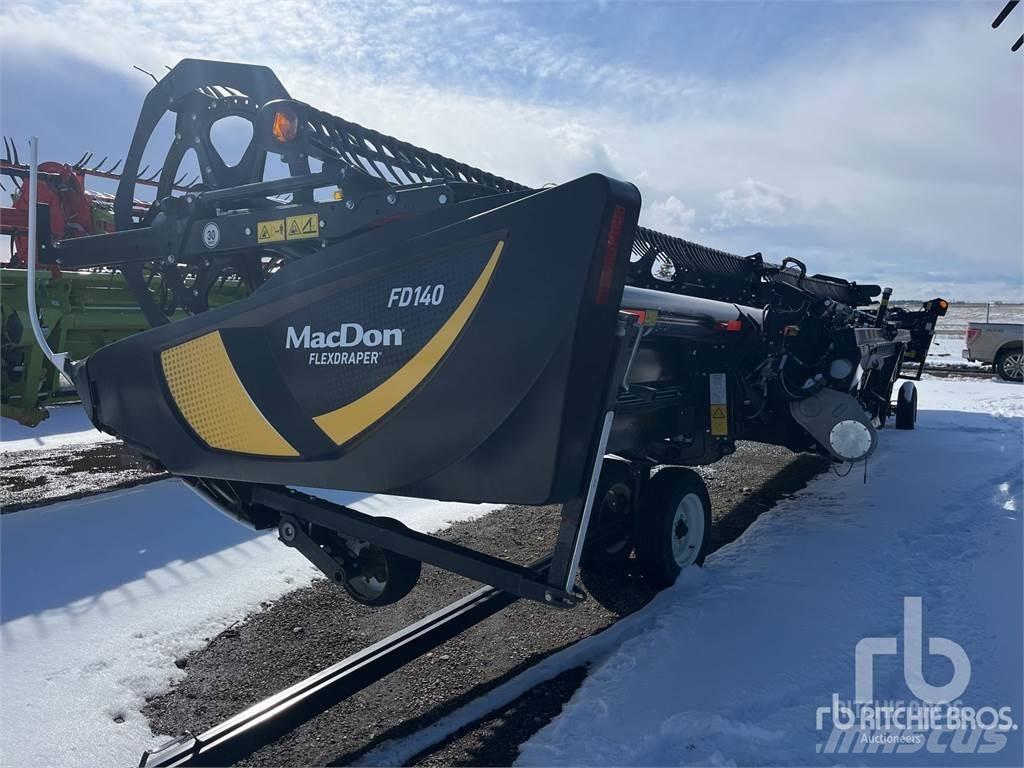 MacDon FD140 Ceifeiras debulhadoras compactas