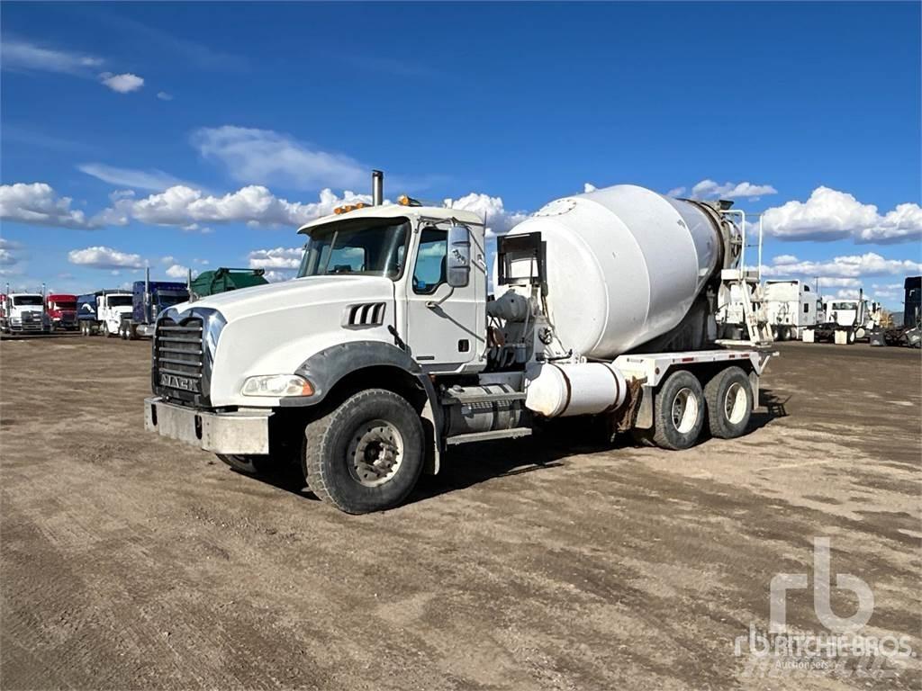 Mack CT713 Caminhões de betonagem