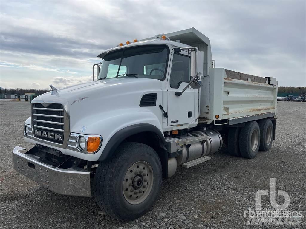 Mack CV713 Camiões basculantes