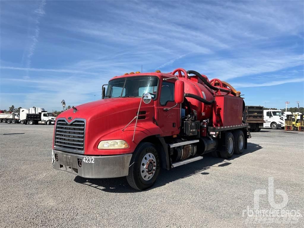 Mack CX613 Camiões Aspiradores Combi
