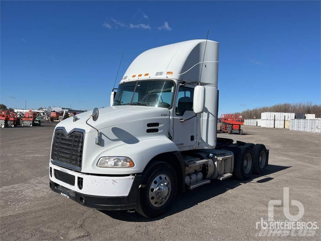 Mack CXU613 Cavalos Mecânicos