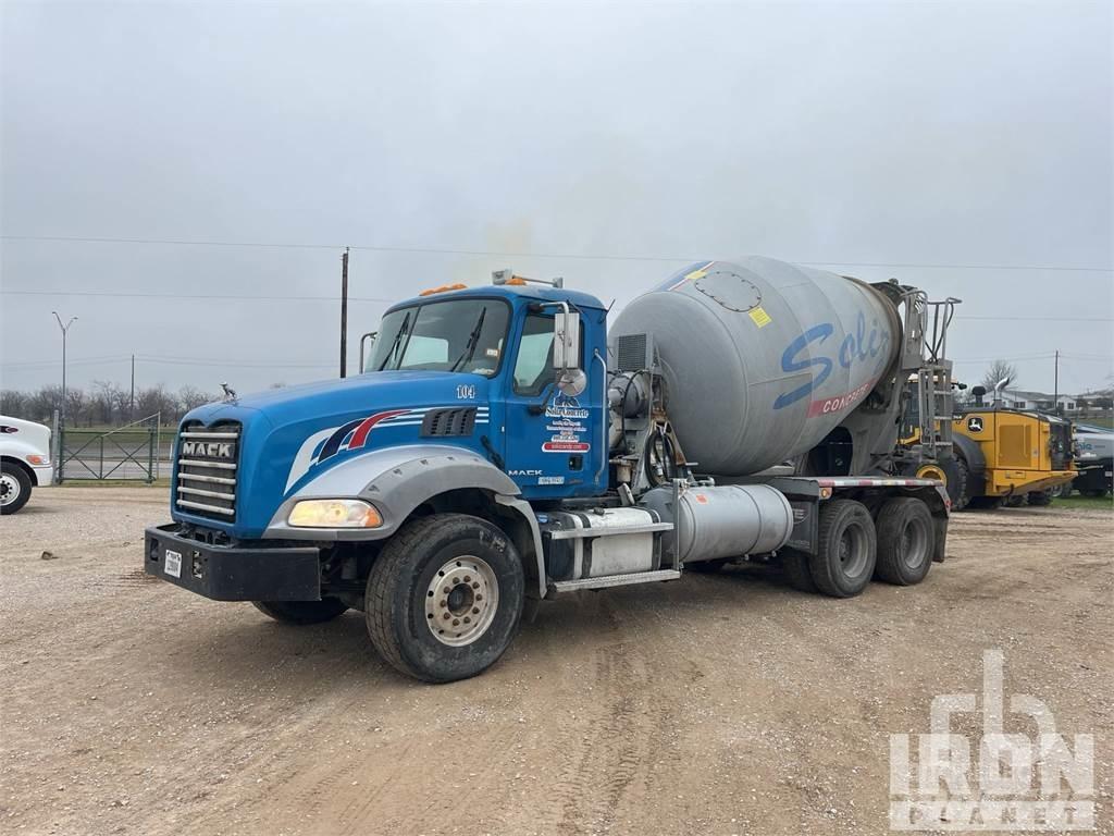 Mack GU813 Caminhões de betonagem