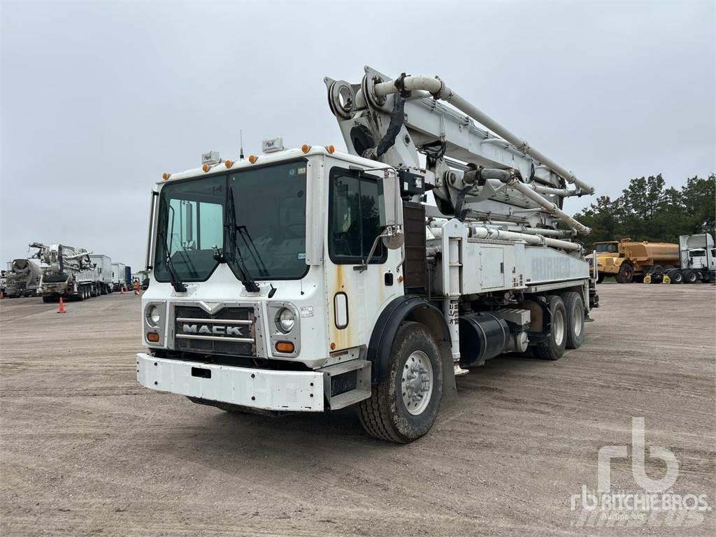 Mack MRU613 Caminhões de betonagem