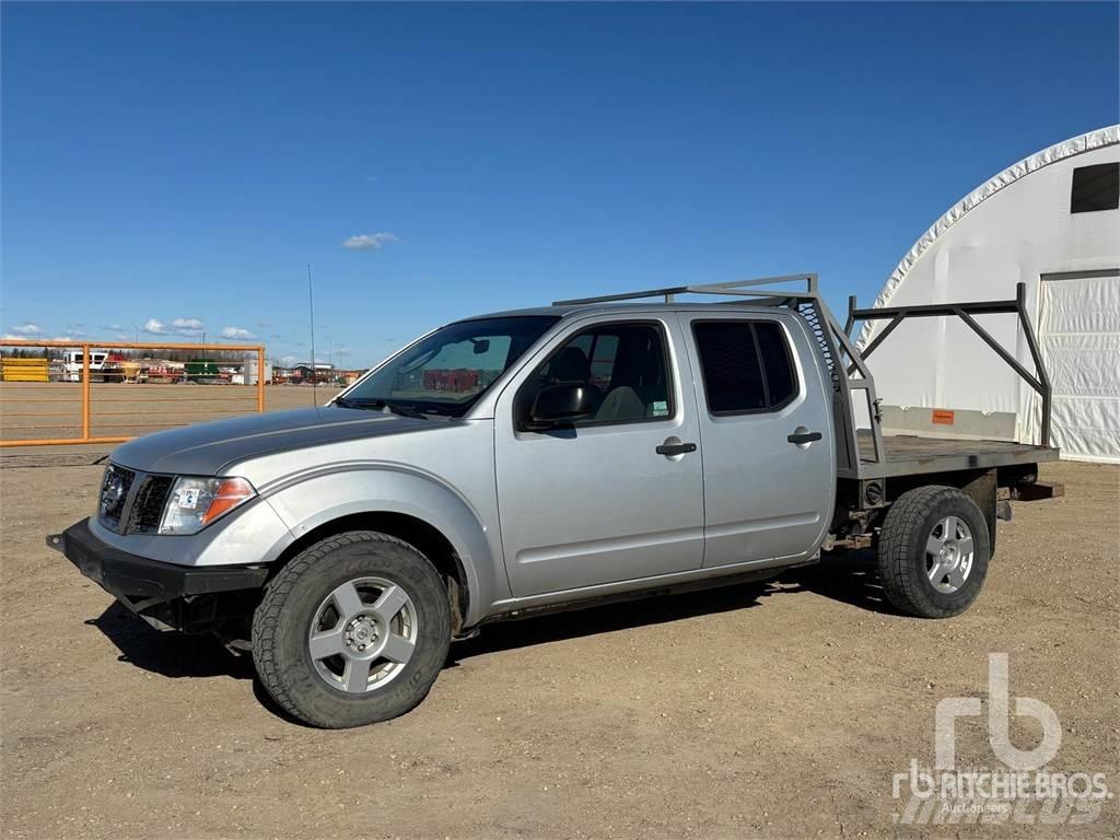 Nissan FRONTIER Camiões estrado/caixa aberta