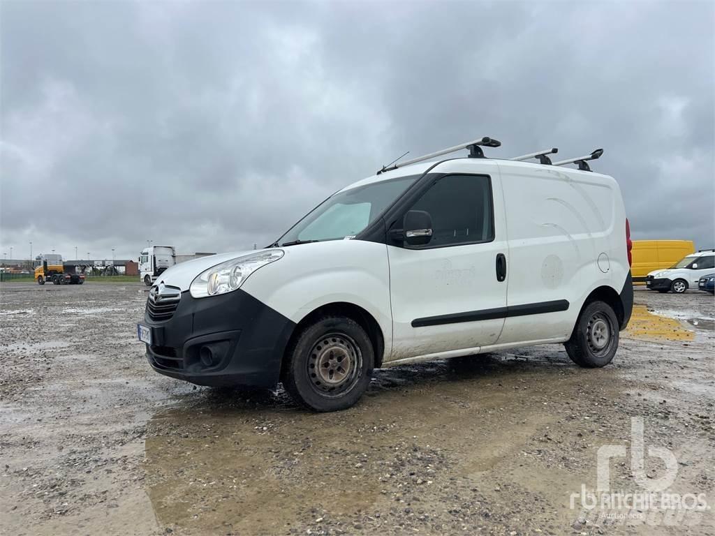 Opel COMBO Carrinhas de caixa fechada