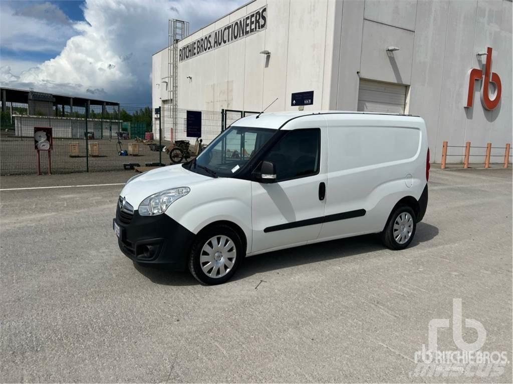 Opel COMBO Carrinhas de caixa fechada