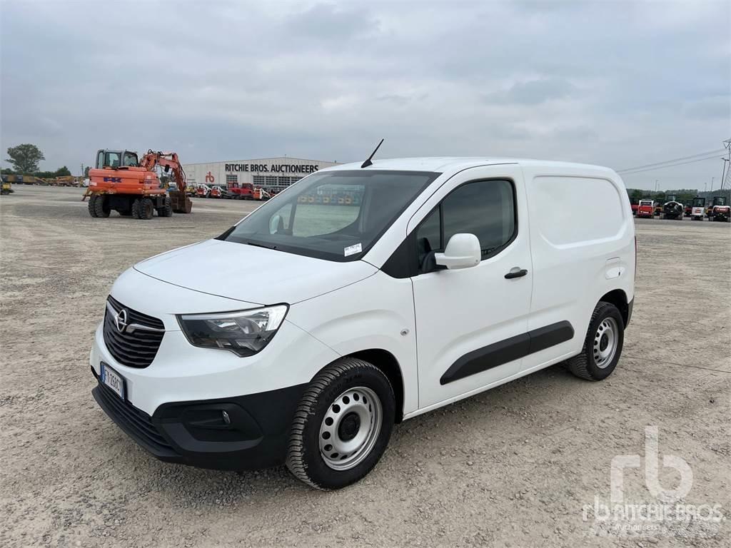 Opel COMBO Carrinhas de caixa fechada