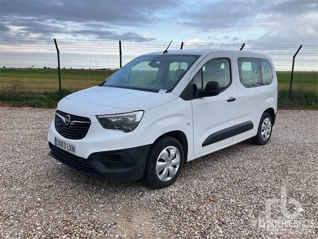 Opel COMBO Carrinhas de caixa fechada